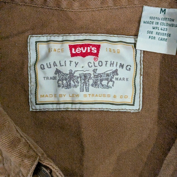 Levi's Men's Brown Shirt - Picture 2 of 11